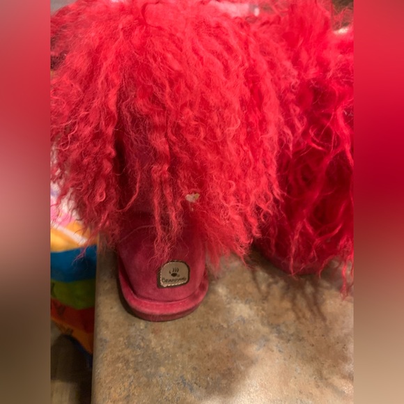 BearPaw Other - Girls Bearpaw pink fashion boots size 3